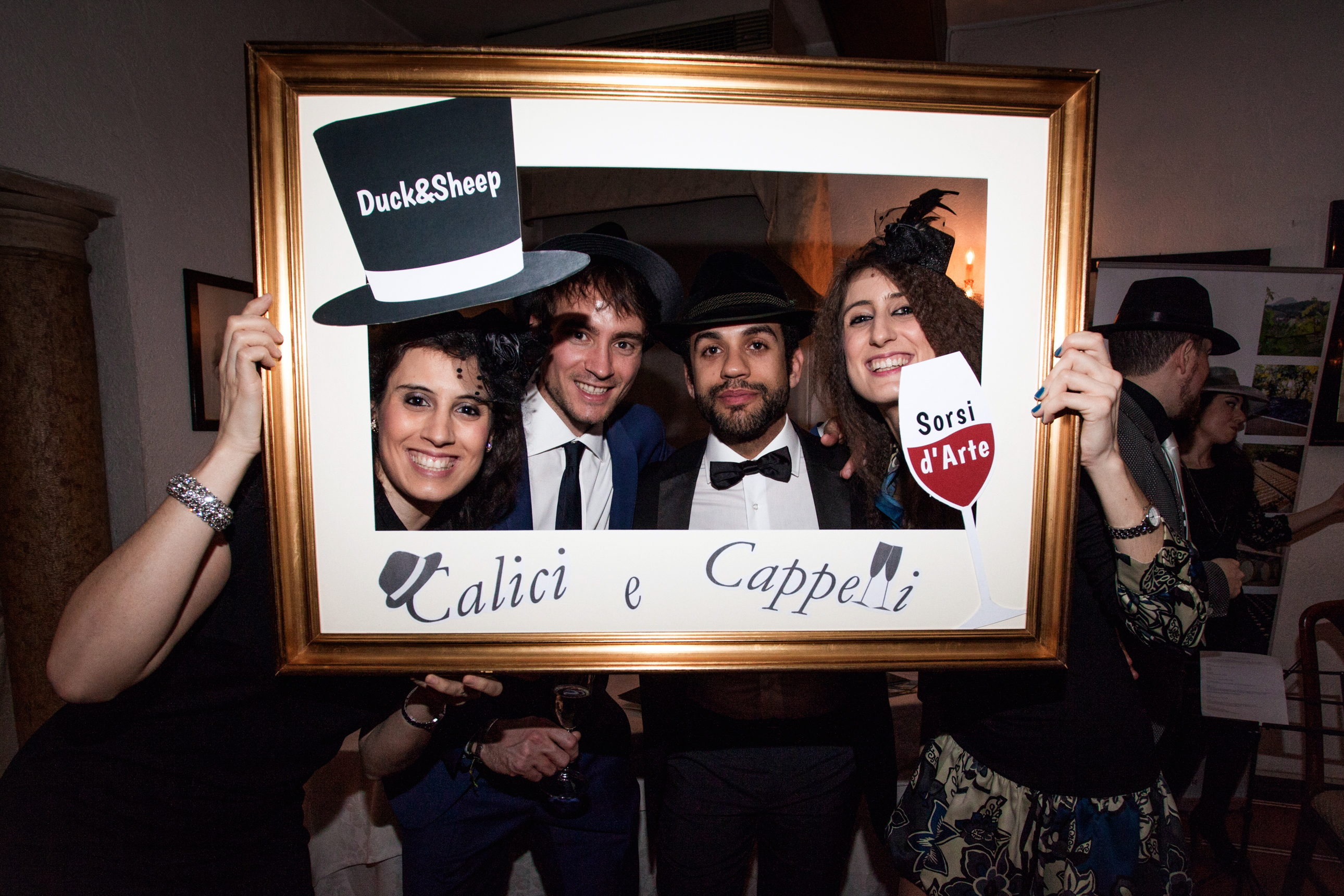 Per ricordare la splendida serata ecco qualche foto di Calici&Cappelli!